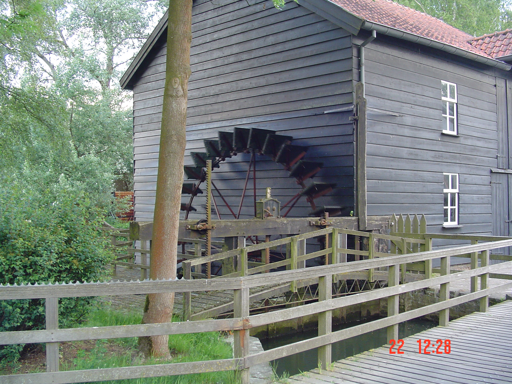 2009HWK043.jpg