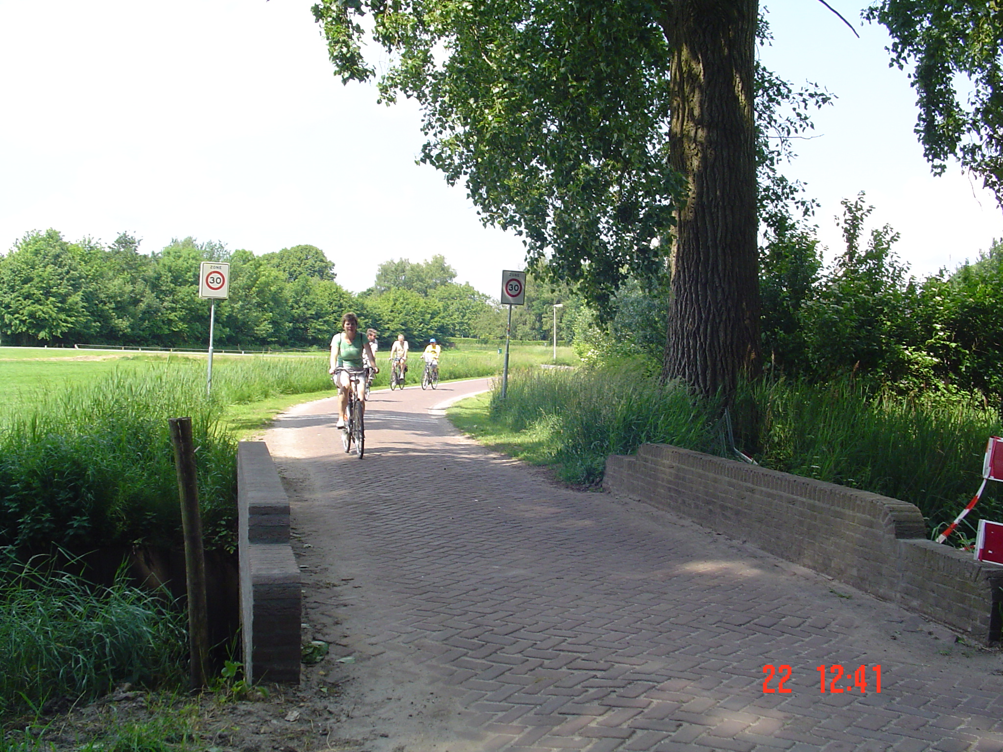 2009HWK046.jpg