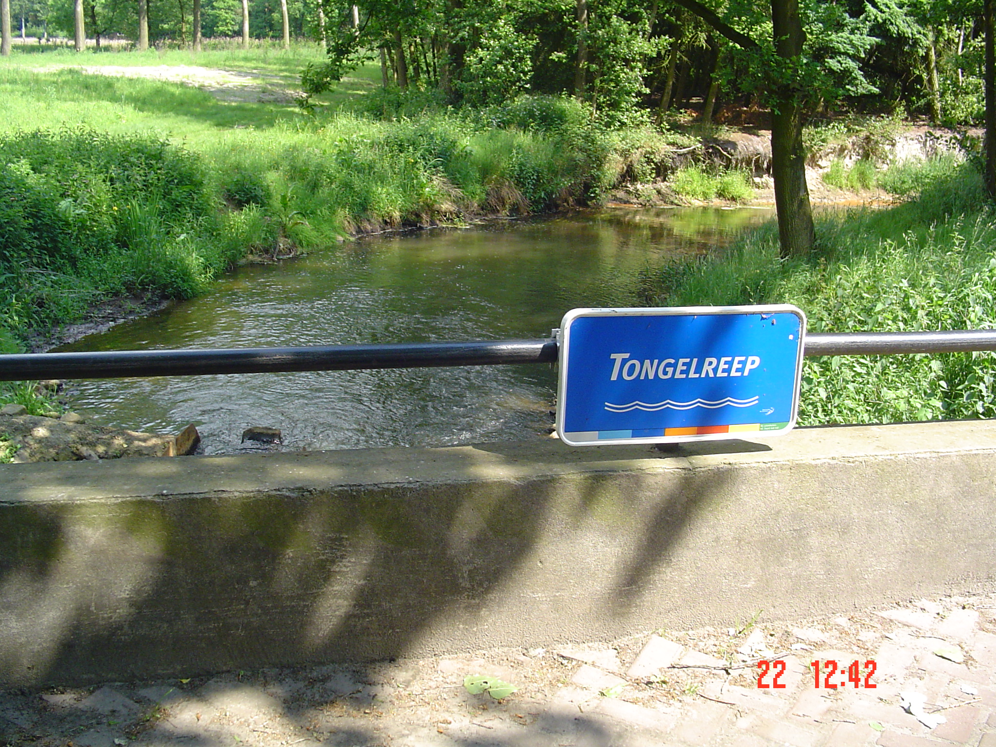 2009HWK048.jpg