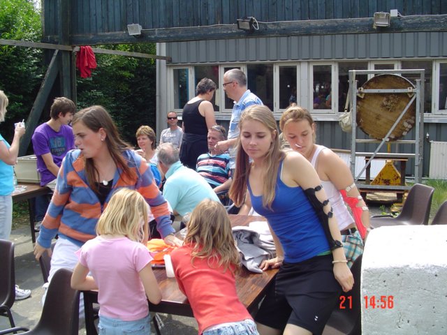 2009HWK016.jpg