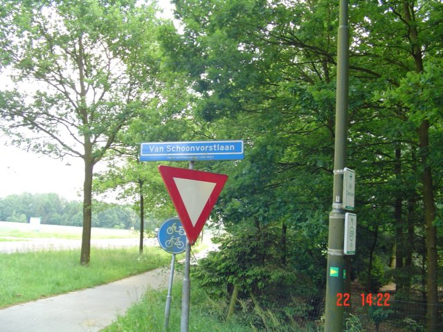 2009HWK063.jpg