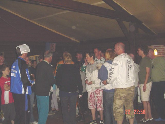 2009HWK075.jpg