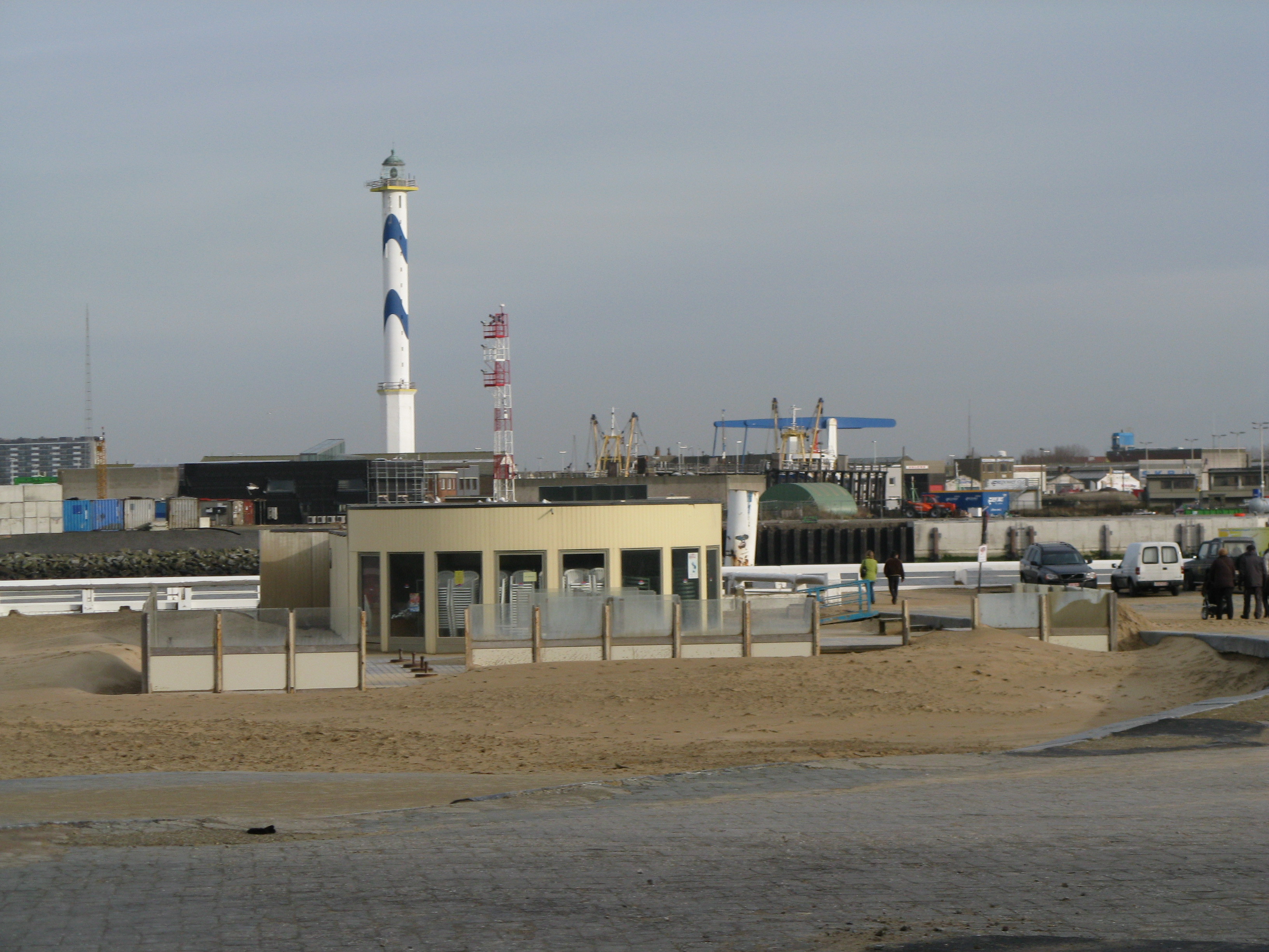 NWK200928.jpg