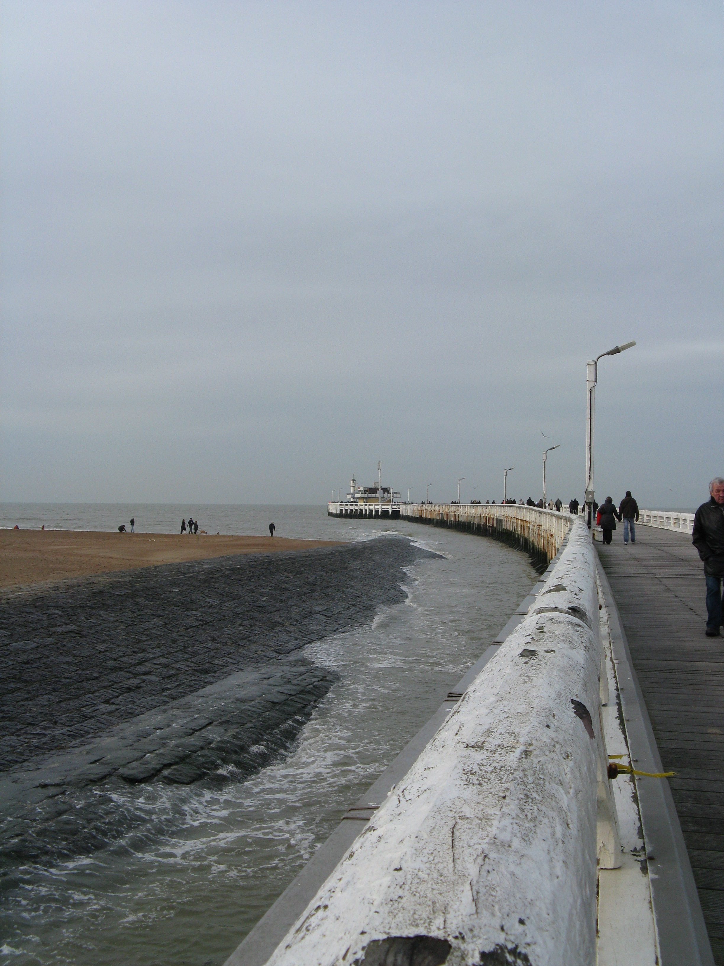 NWK200930.jpg