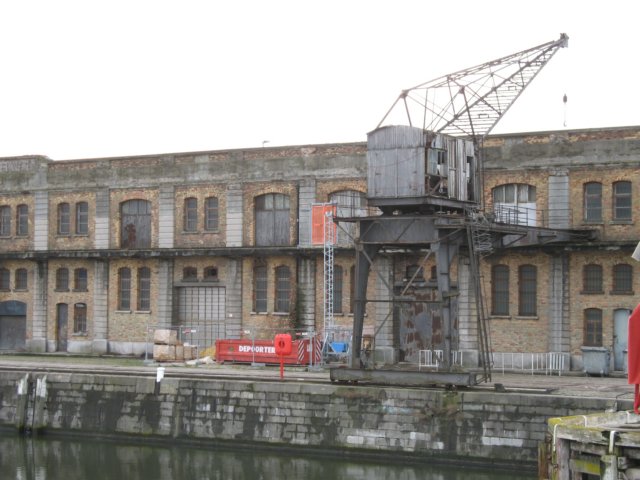 2009NWK77.jpg