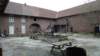 NWK2011002_small.jpg