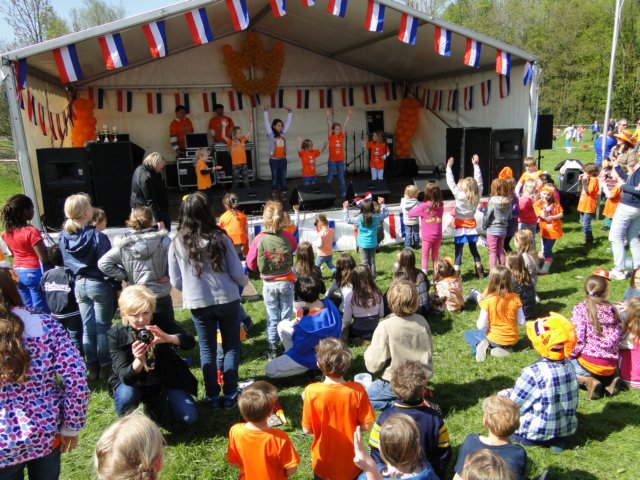 Kroningsdag250.jpg