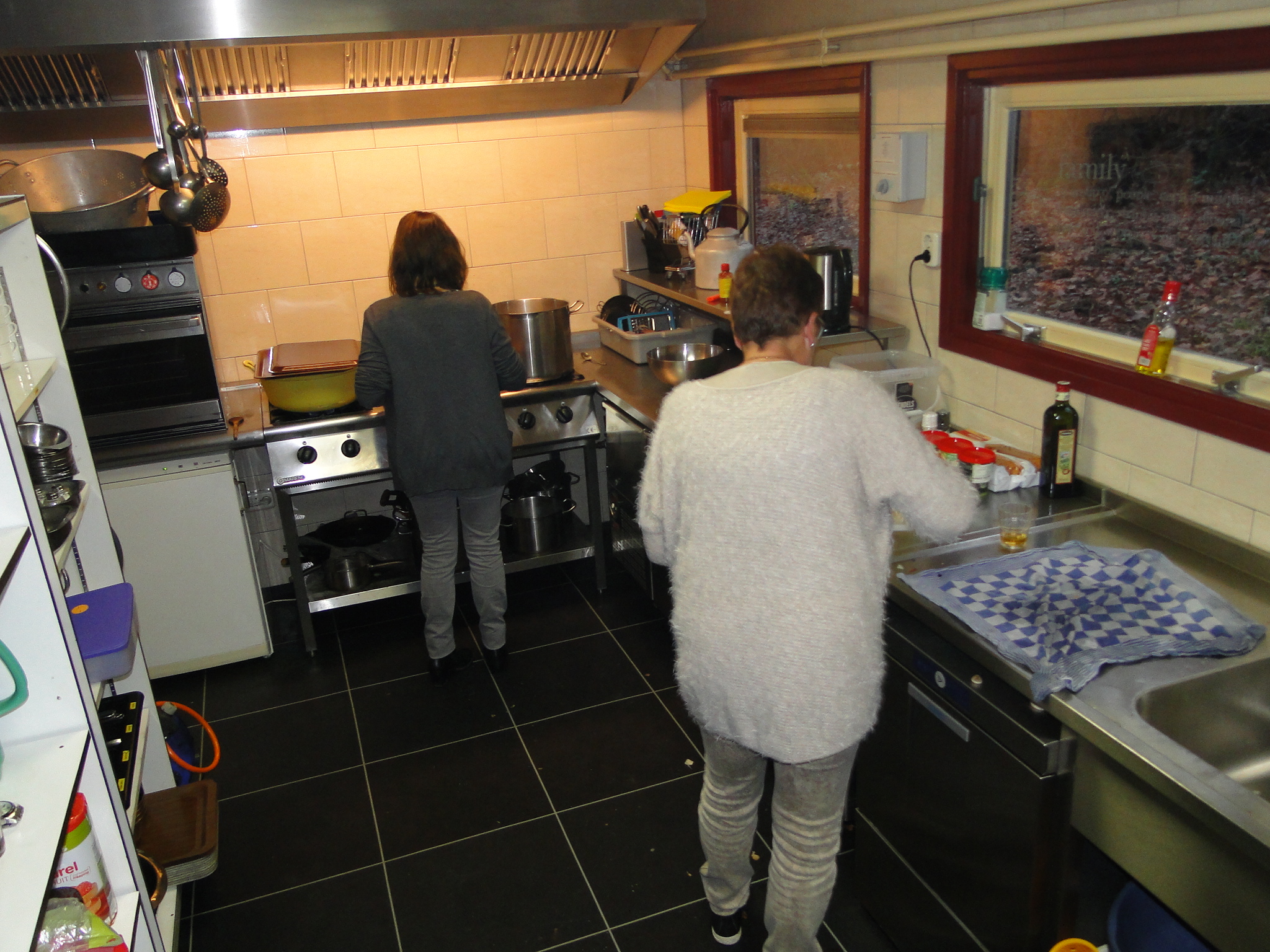 NWK002.jpg