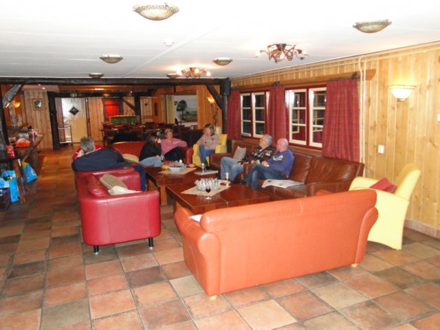 NWK001.jpg