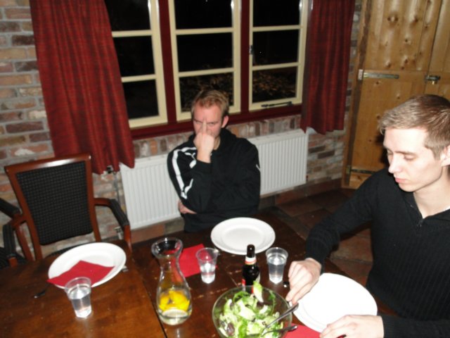 NWK075.jpg