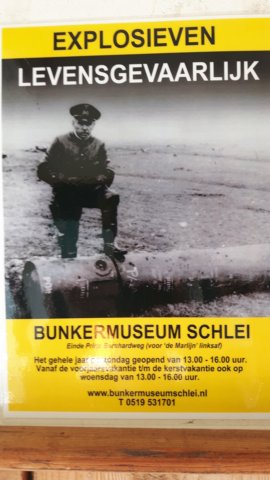 ZWK064.jpg