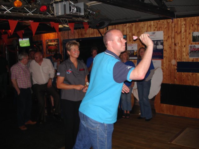 2007Dartclinic47.jpg